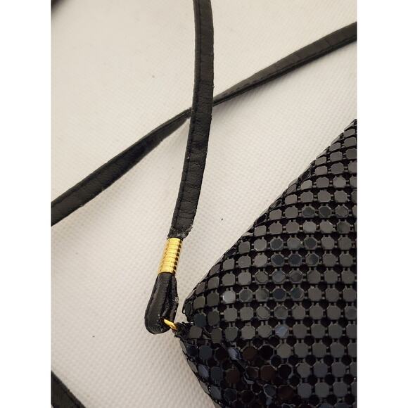 PURSE-HANDBAG-CLUTCH-Black Mesh-Shoulder Strap-Snap Closure-Shiny - Picture 6 of 11